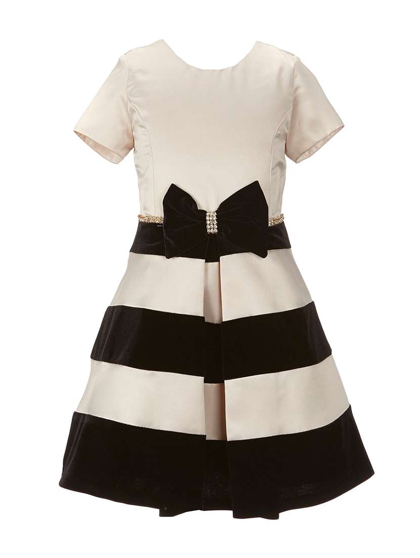 girls round neck short sleeves frock