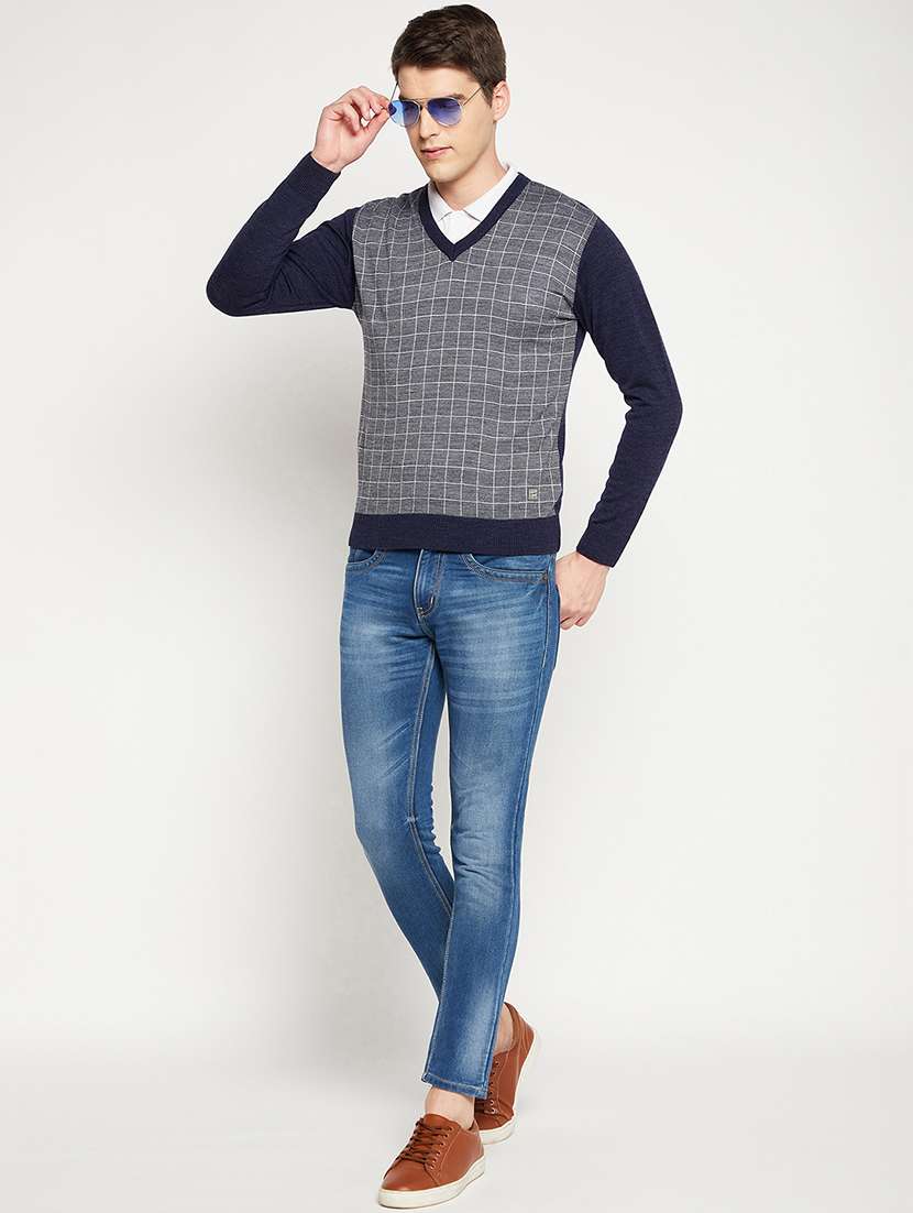 navy blue checkered pullover - 18522570 -  Standard Image - 3
