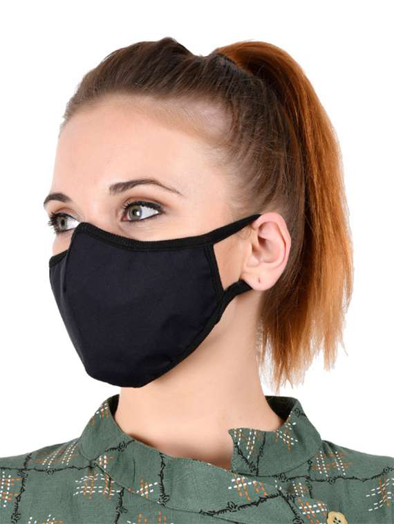 black nonwoven antipollution men mask - 18531650 -  Standard Image - 3