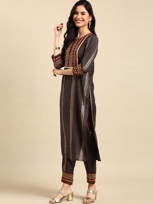 women checks round neck kurta pant set - 18532042 -  Standard Image - 0
