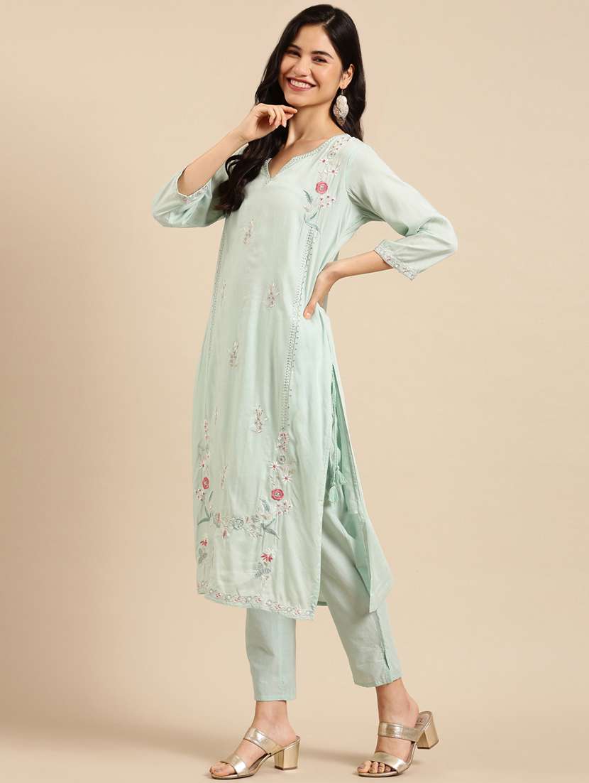 embroidered kurta pant set with dupatta