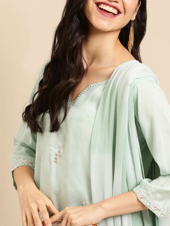 embroidered kurta pant set with dupatta - 18532045 -  Standard Image - 3