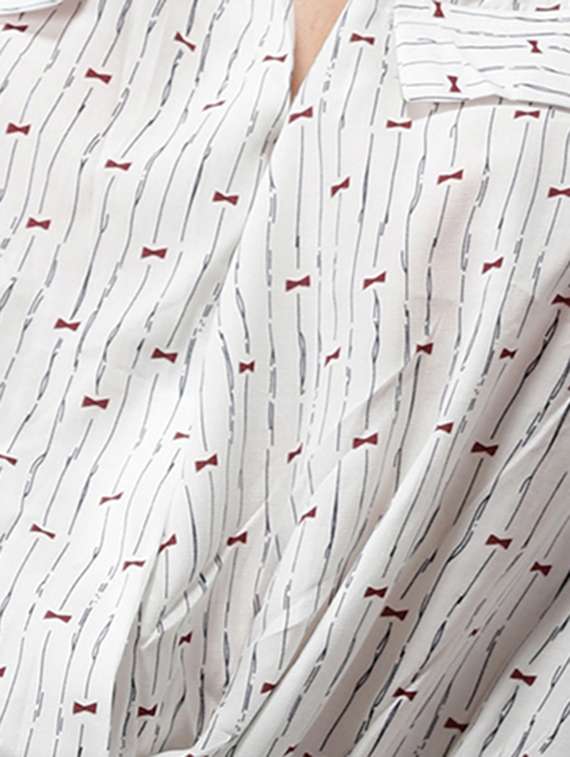 women's crop v neck top - 18532279 -  Standard Image - 3