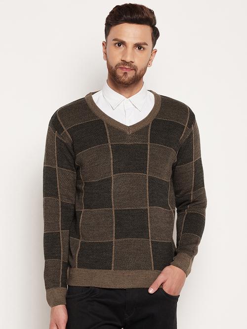 v neck checkered pullover - 18532961 - Standard Image - 0