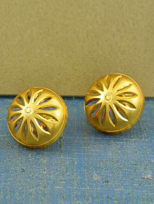 women gold stud earring - 18534435 - Standard Image - 0