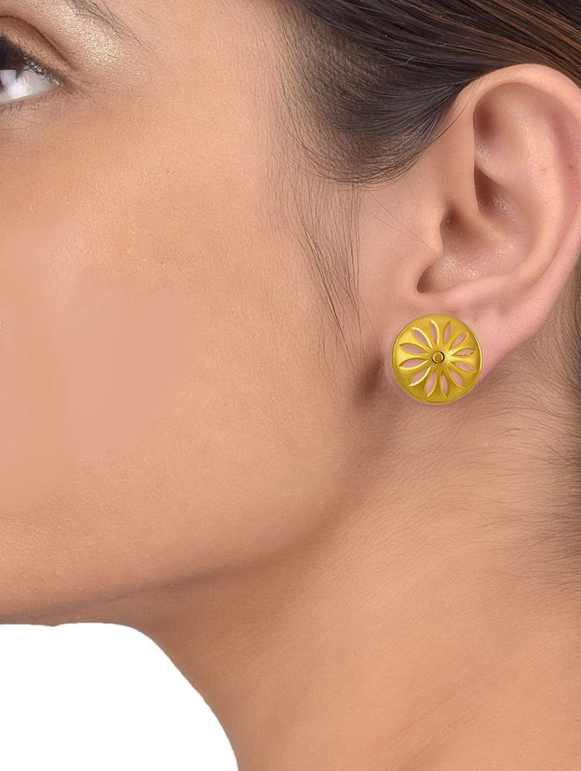 women gold stud earring - 18534435 - Standard Image - 3