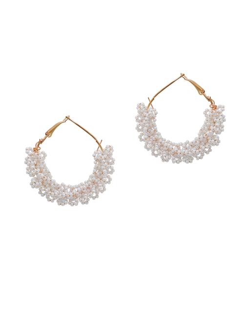 white  bali earring - 18535448 -  Standard Image - 0