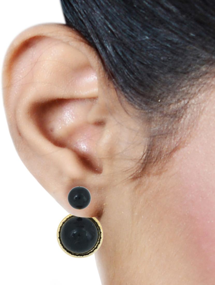 black metal earring - 18535473 - Standard Image - 3