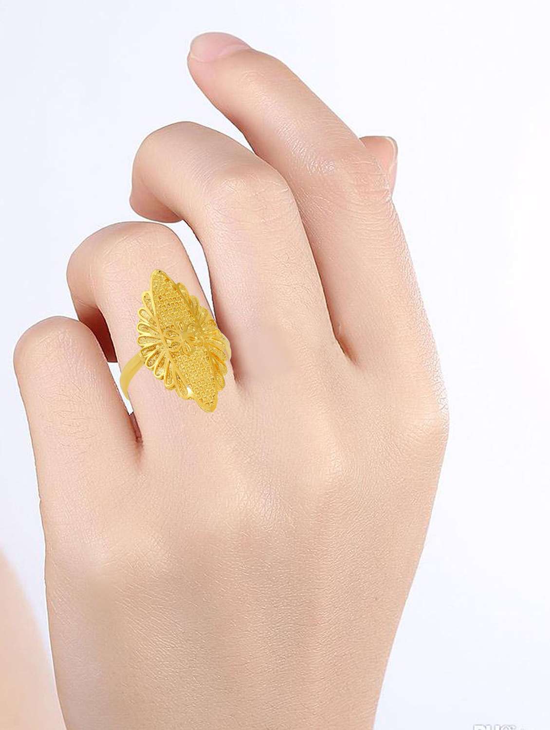 gold plated finger ring - 18537020 -  Standard Image - 3