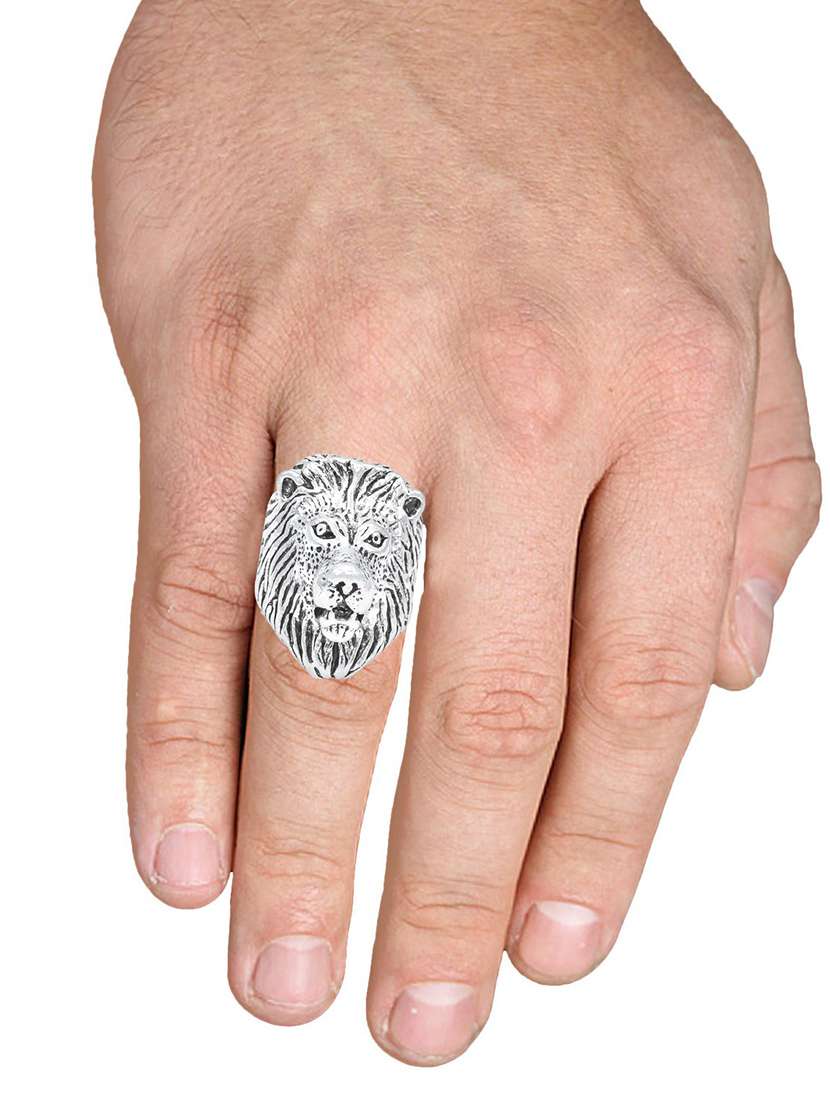 silver pleated ring - 18537075 -  Standard Image - 3