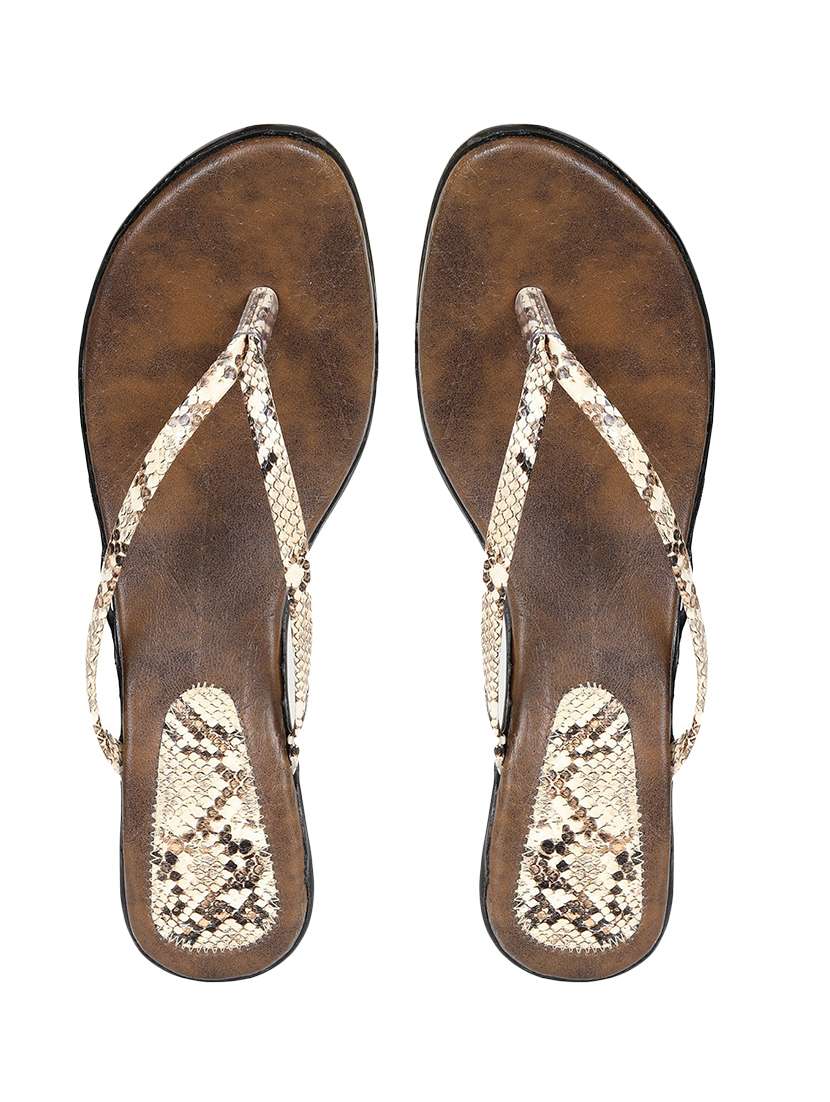 women animal print toe separator sandal - 18537287 - Zoom Image - 0