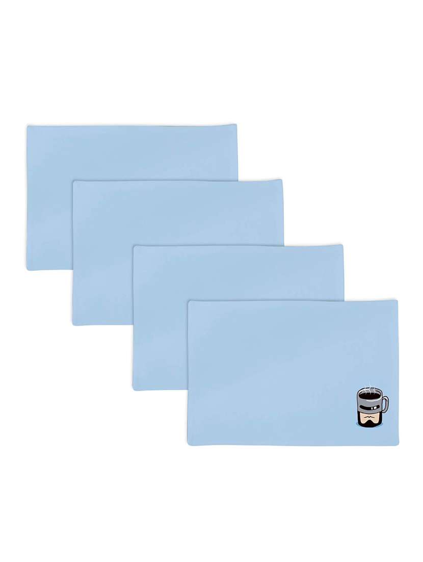 set of printed dining table placemats