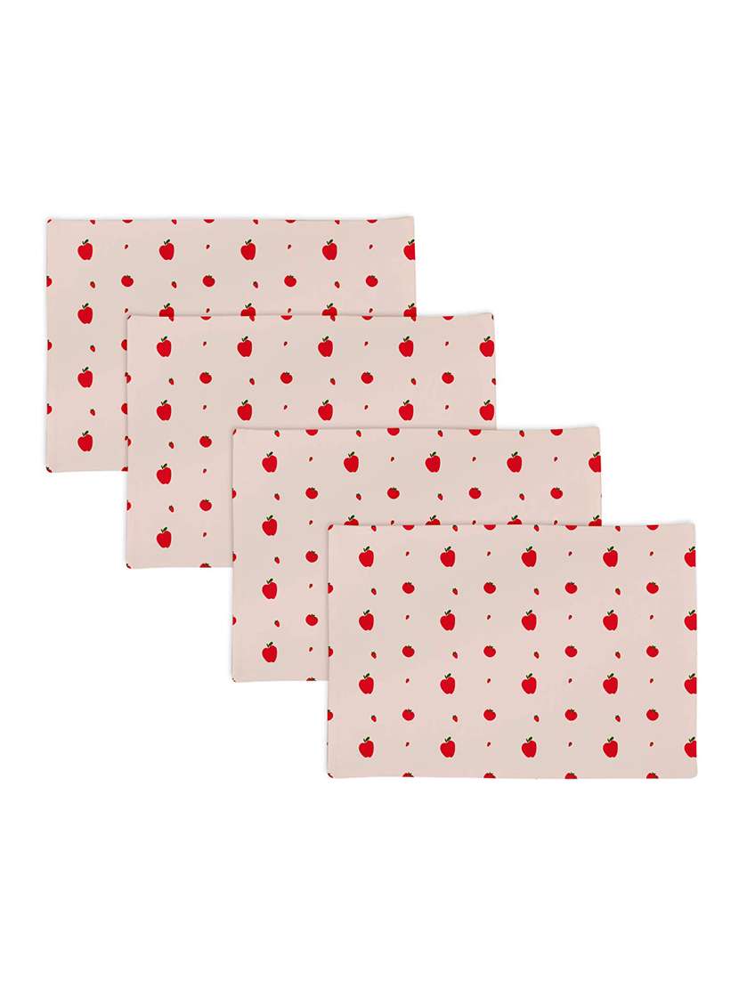 set of printed dining table placemats