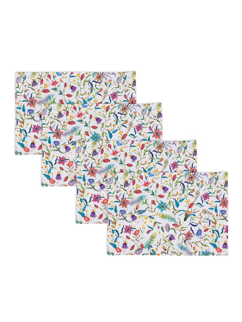 set of printed dining table placemats