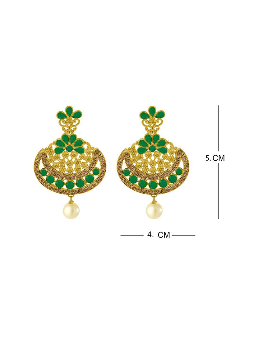 gold plated earring maang tikka set - 18566797 -  Standard Image - 3