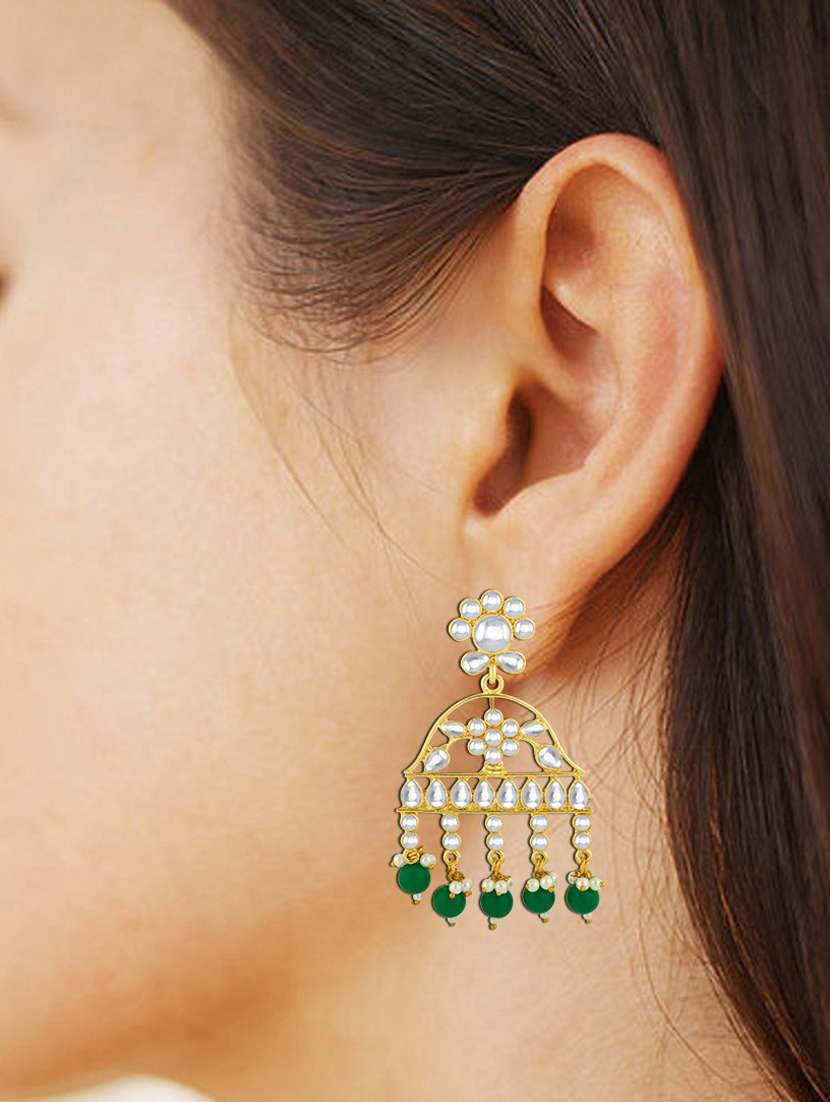 gold plated earring - 18567167 -  Standard Image - 3