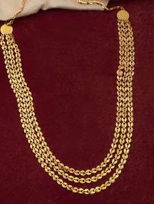gold metal necklace