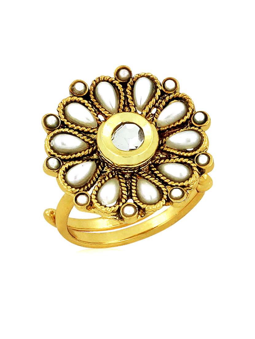 gold metal finger ring - 18567425 -  Zoom Image - 0