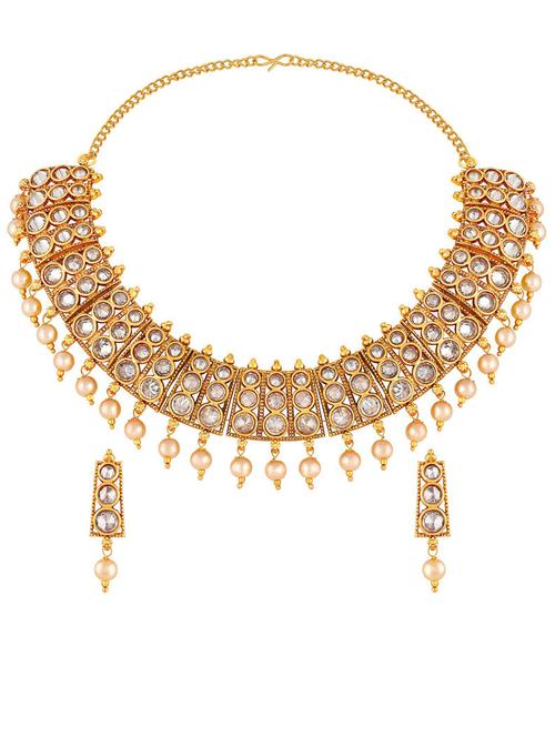 gold metal set - 18567481 - Standard Image - 0