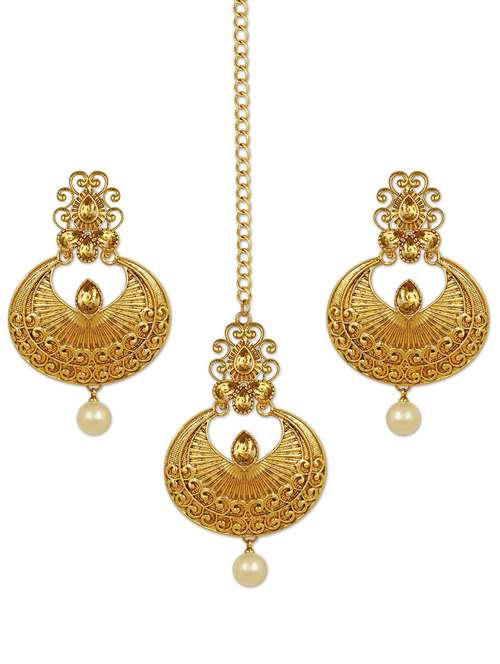 gold plated 1 maangtikka, 2 earring set  - 18567635 -  Standard Image - 0