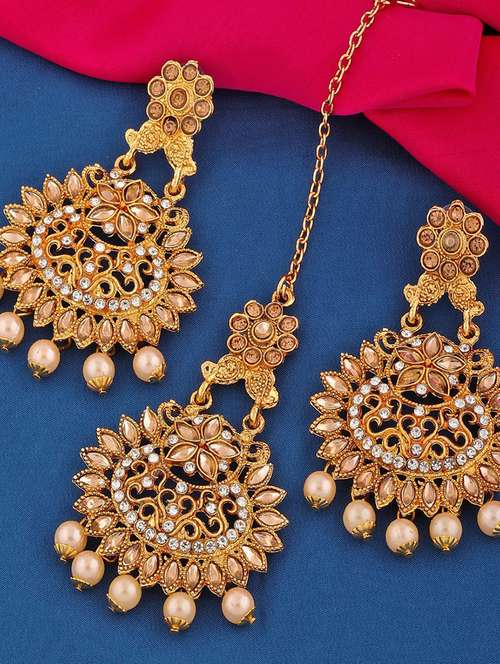 gold plated 1 maangtikka, 2 earring set  - 18567648 -  Standard Image - 0