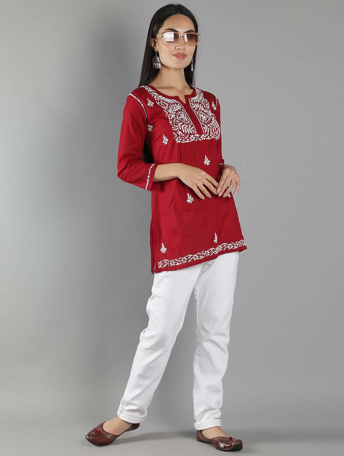 chikankari embroidered short kurti - 18573351 - Standard Image - 3