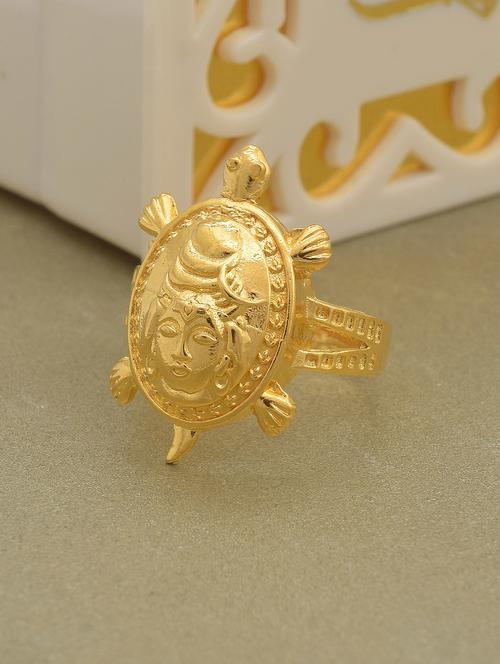 unisex finger ring  - 18573694 -  Standard Image - 0