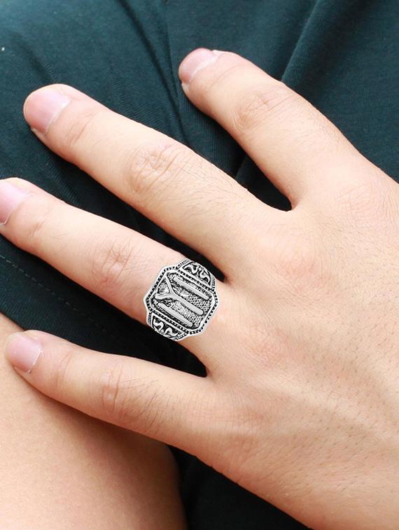silver brass finger ring - 18573969 - Standard Image - 3