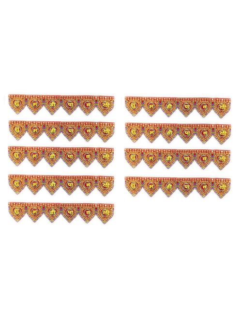 shubh deepawali toran hanging for diwali decoration - 18580292 - Standard Image - 0