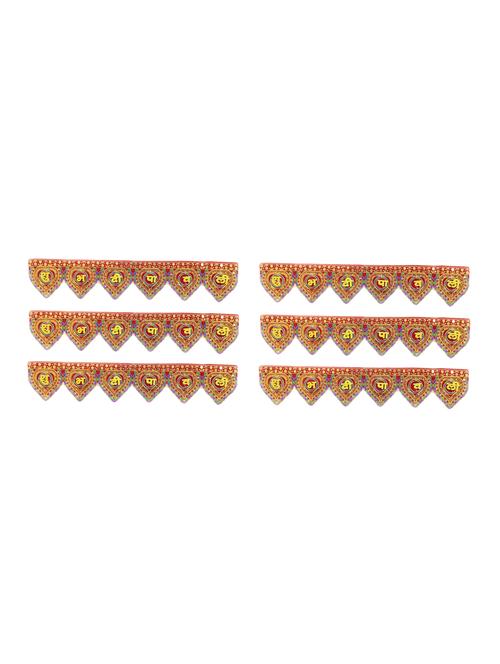 shubh deepawali toran hanging for diwali decoration - 18581097 - Standard Image - 0