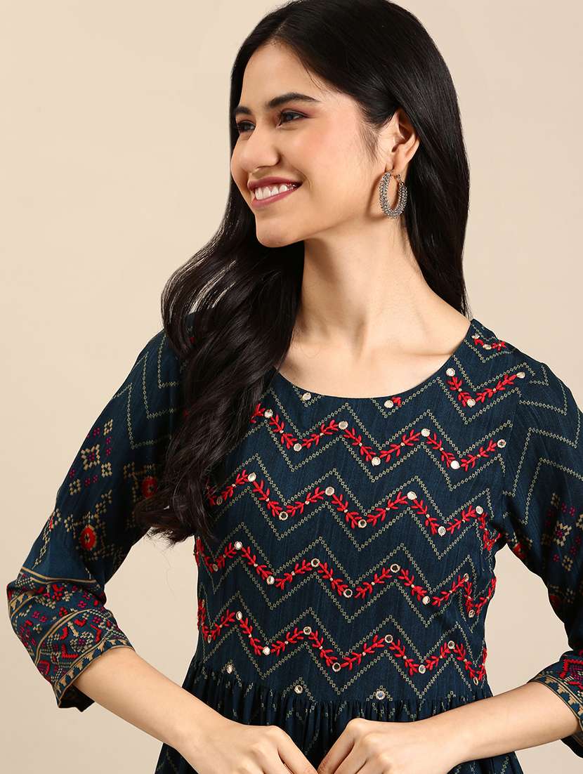 women's flared kurta - 18591141 -  Standard Image - 3