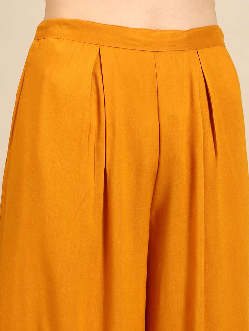 women black printed round neck kurta palazzo set - 18591219 -  Standard Image - 5