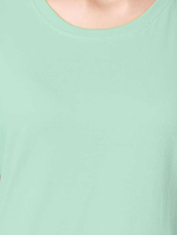 women's t-shirt combo - 18601844 - Standard Image - 3