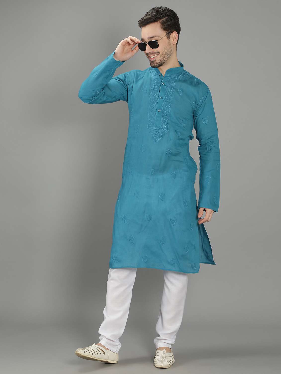 embroidered long kurta - 18602027 -  Standard Image - 3
