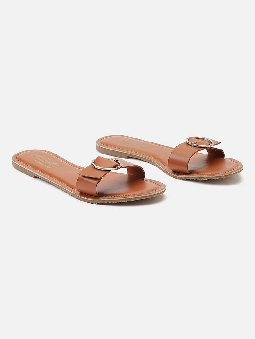 women solid slip on sandal - 18602452 - Zoom Image - 0