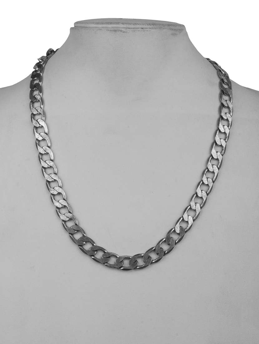 silver plated chain  - 18614461 -  Standard Image - 3