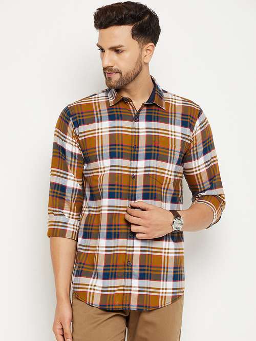 checkered  - 18614488 -  Standard Image - 0