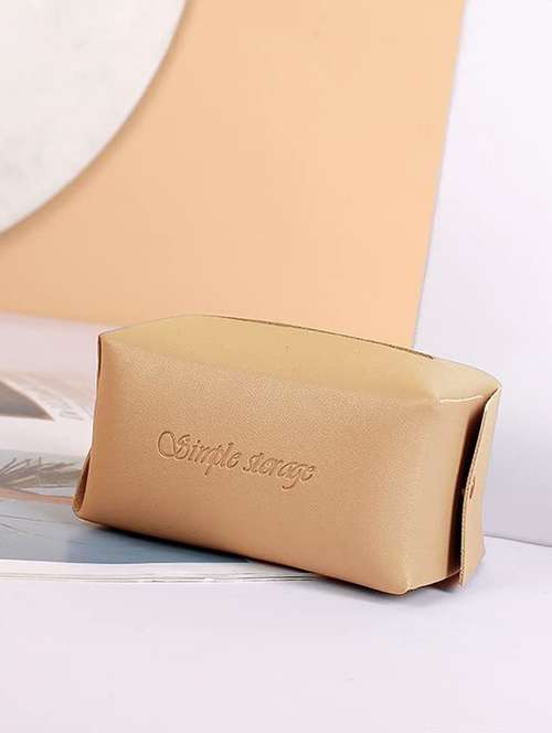 pu leather tissue box - 18629271 -  Standard Image - 0