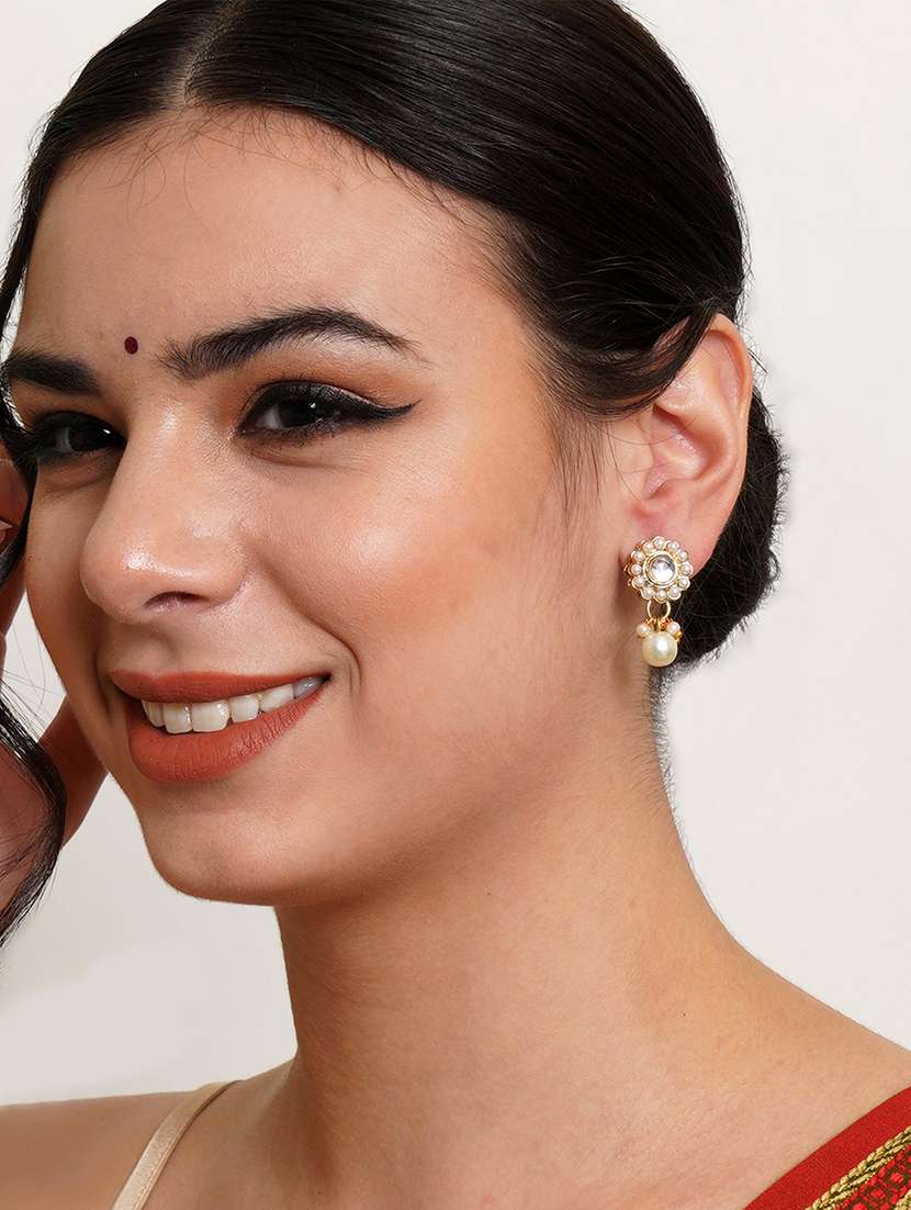 set of 4 gold plated earring - 18633015 -  Standard Image - 3