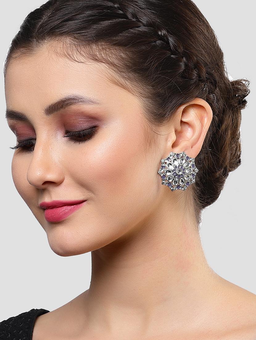 silver plated stud earring - 18633150 - Standard Image - 3