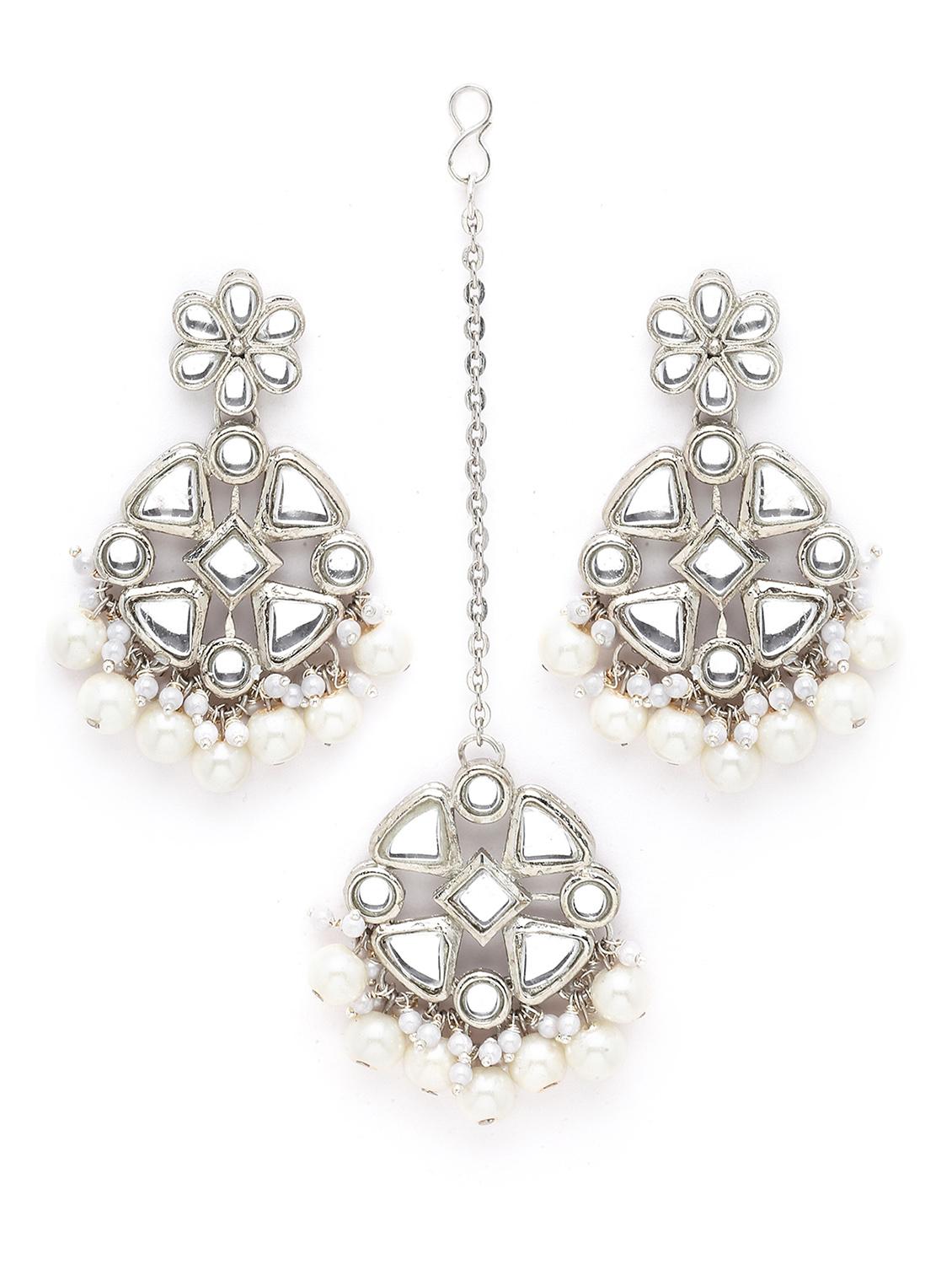 white earing & maang tikkka set - 18633436 - Zoom Image - 0