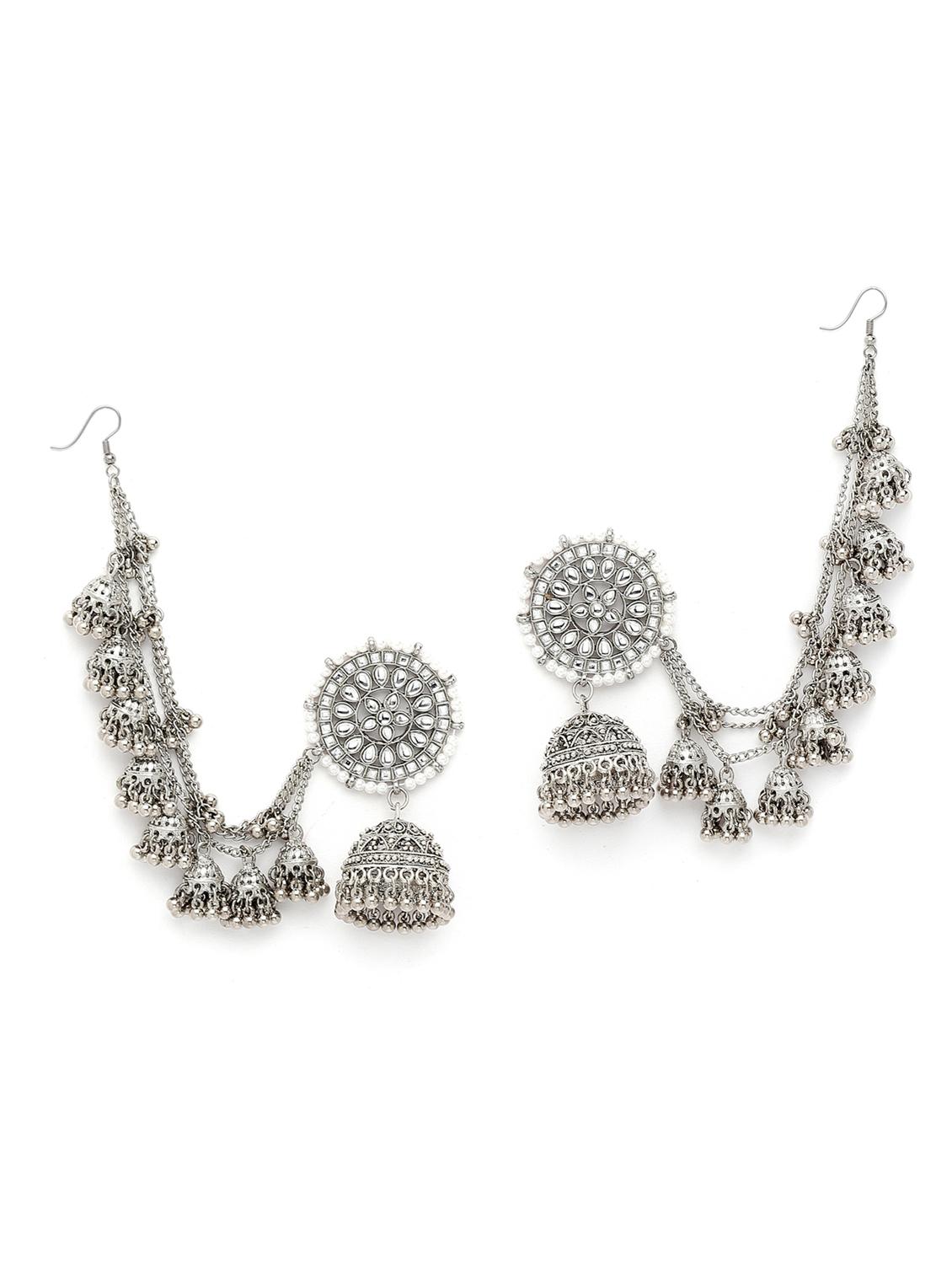 silver metal earring - 18633441 -  Zoom Image - 0