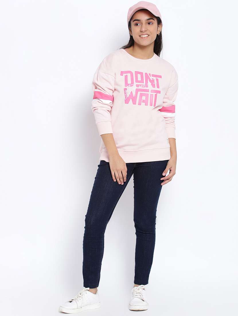 chest print round neck sweatshirt - 18633588 -  Standard Image - 3