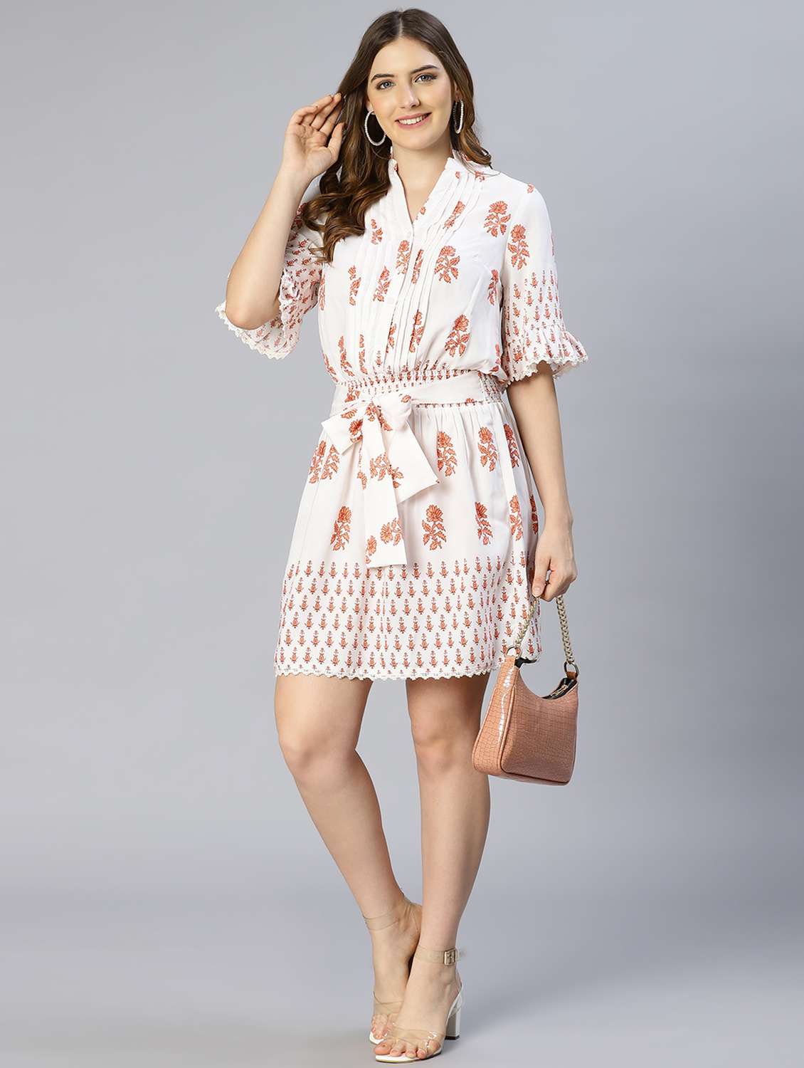 women's  floral dress - 18633966 -  Standard Image - 5