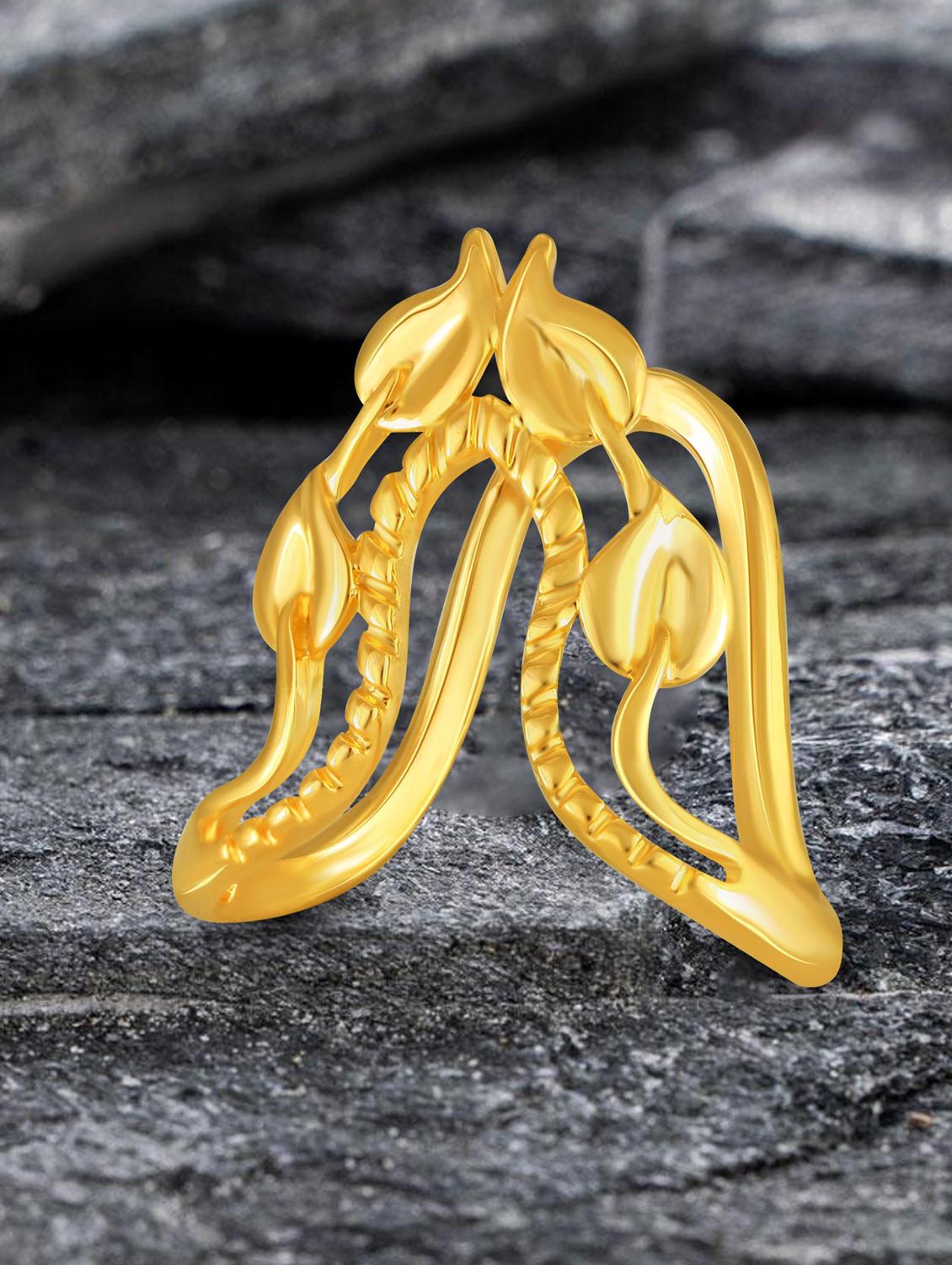 gold plated finger ring - 18634617 - Zoom Image - 0