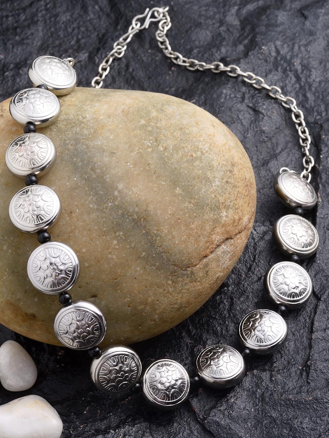 oxidised silver plated maatha patti - 18635746 - Zoom Image - 0