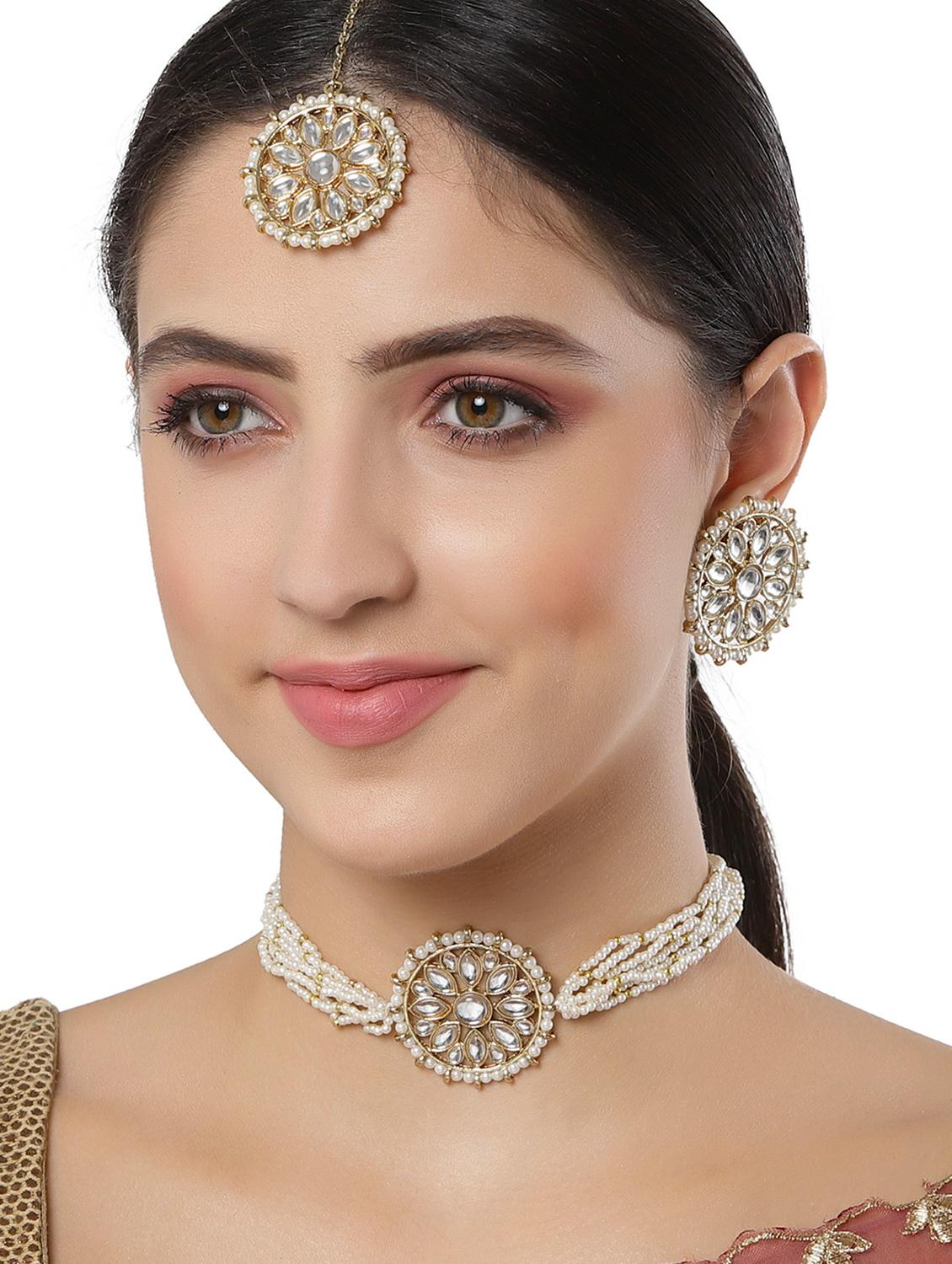 pearl beaded gold plated kundan earring and maang tikka set - 18635796 - Standard Image - 5