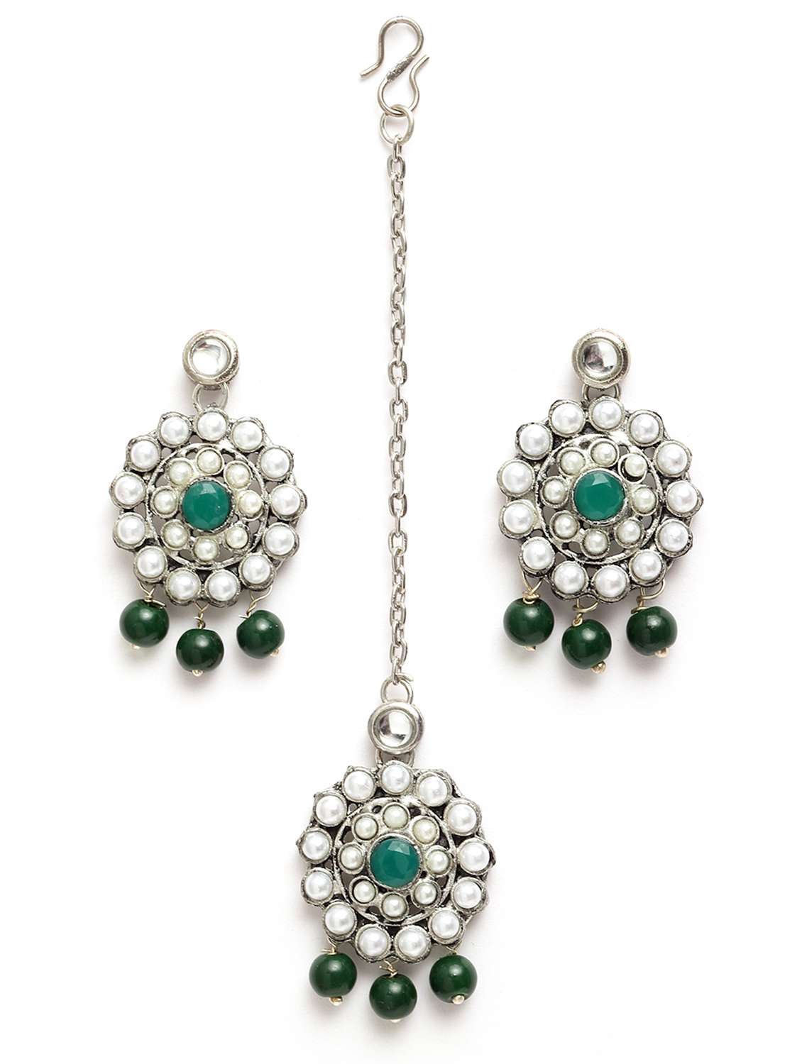 oxidised silver green beads kundan choker necklace earring and maang tikka set - 18635945 -  Standard Image - 3