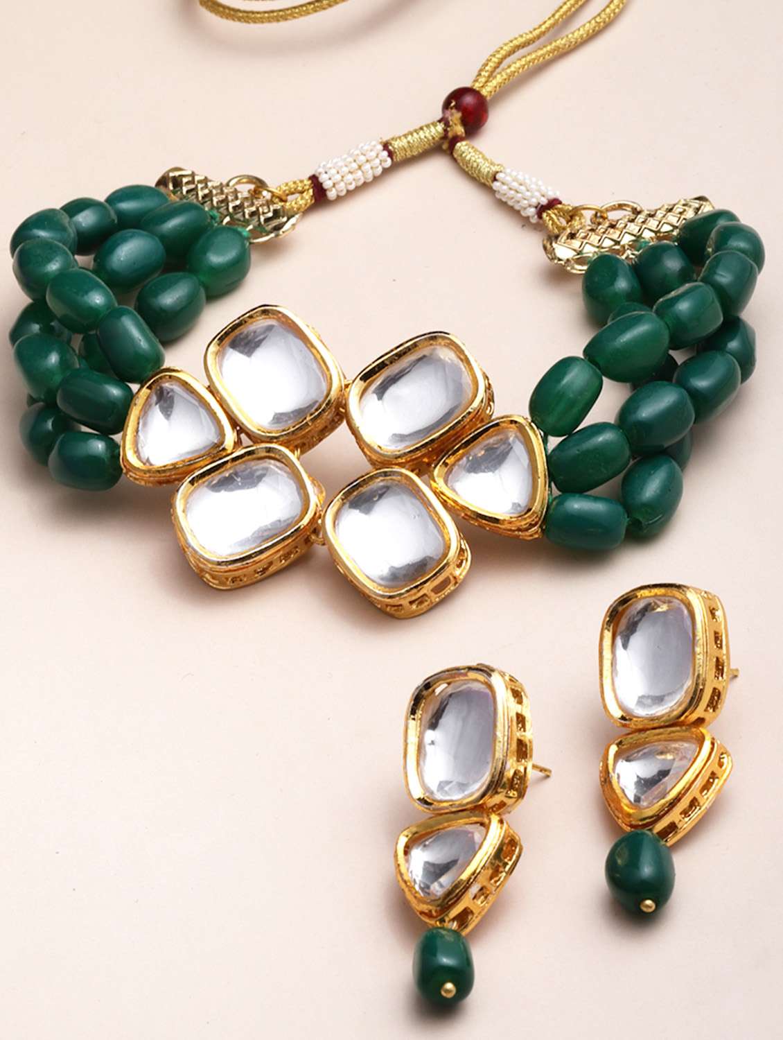 karatcart green tumble polki choker necklace set