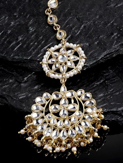 gold metal maang teekas & passa - 18636115 - Standard Image - 0
